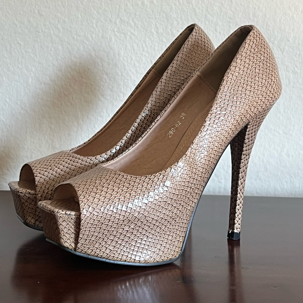 Kiss Angel Sandals
